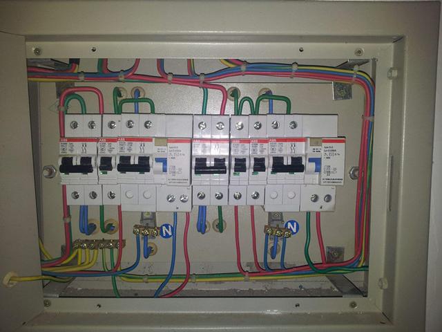 主頁配電箱 63A或40A，用于總漏電保護和空氣開關？讀完之后，我完全明白了！